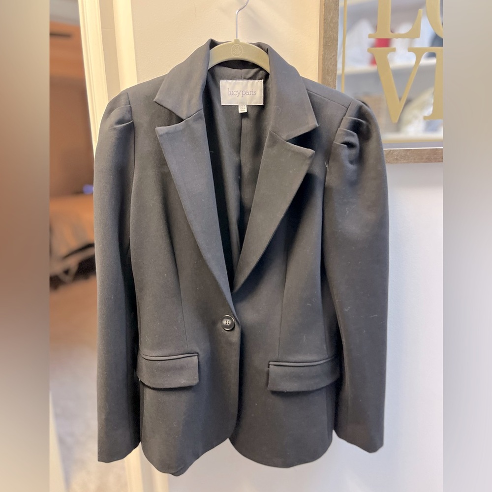 Black blazer with puff sleeve